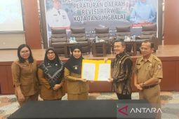 Eksekutif-Legislatif Tanjung Balai tandatangani MoU rancangan RTRW