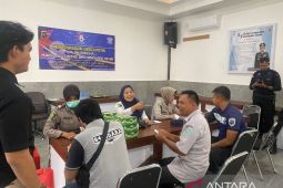 Satlantas Bangka menyumbang 56 kantong darah