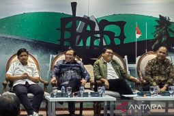 KPU bantah usul pendaftaran capres-cawapres maju pertimbangan politis