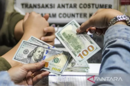 Dolar AS menguat