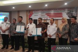 Pj Gubernur Sumut minta stadion utama PON selesai tepat waktu