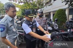 Samsat Cianjur gelar operasi pemberitahuan jatuh tempo pajak kendaraan