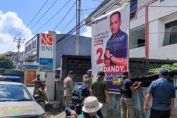 Bawaslu Maluku tertibkan spanduk dan baliho  caleg