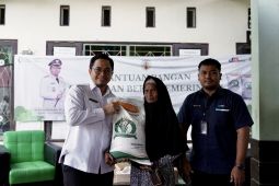 4.748 keluarga di HST terima bantuan beras cadangan