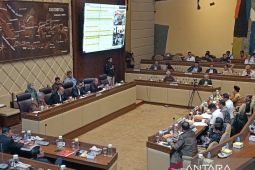 DPR dan Pemerintah  bahas lebih lanjut perpu majukan Pilkada 2024