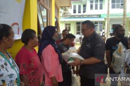Pemprov Papua Barat Daya salurkan bantuan beras kepada 39.887 keluarga