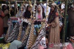 Ribuan orang daftar "Ba'ayun Maulid" di Masjid Keramat Tapin