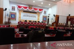 DPRD Babel sahkan Raperda Pengarusutamaan Bahasa dan Penanggulangan Kemiskinan