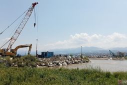 Tampak pembangunan Jembatan IV Palu mulai dikerjakan