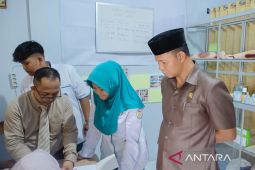 Anggota DPRD Kalsel optimistis SMKN 2 Simpang Empat Tanbu jadi BLUD