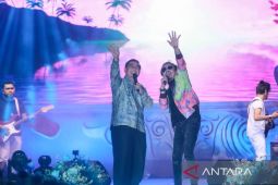 Lensa Foto Harjad ke-497 Kota Banjarmasin: Konser Band Radja