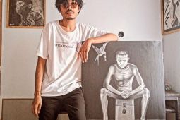 Mengenal Rudini pelukis dari kaki Gunung Rinjani