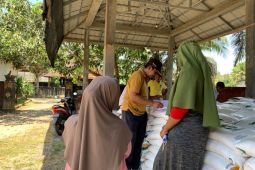 Pemdes Sintung sortir penerima bansos