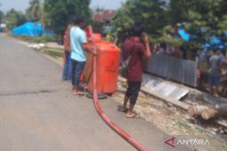 Pemkab Mukomuko bantu kebutuhan air bersih warga