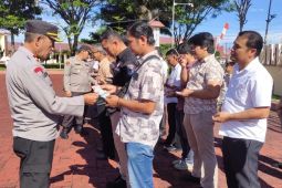 50 personel Polres Simalungun tes urine, hasilnya negatif