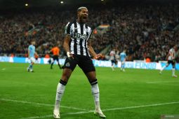 Barcelona pertimbangkan Alexander Isak untuk jadi suksesor Lewandoeski