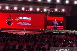 Jokowi bisiki Ganjar tangani kedaulatan pangan usai dilantik Presiden