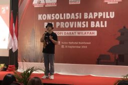Kaesang perintahkan kader PSI turun ke masyarakat berpolitik gembira