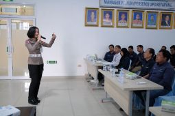 PLN dan Polres Ketapang gelar sosialisasi keselamatan berkendara