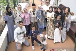 Ma'ruf Amin panen 20 kg anggur di teras belakang rumah pada akhir pekan