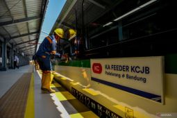 Jokowi sebut KCJB tandai modernisasi transportasi massal nasional