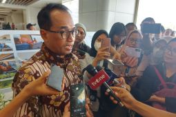Menhub sebut  Jakarta-Surabaya dapat ditempuh kereta cepat hanya 3,5 jam