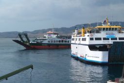 BBMKG minta masyarakat waspadai gelombang hingga 4 meter di Selat Bali dan Lombok