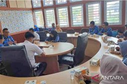 Pemkot Pangkalpinang tanggung BPJS Ketenagakerjaan ketua RT/RW, juru parkir dan pekerja rentan sebanyak 4.312 orang