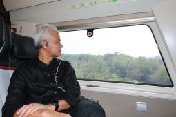 Ganjar Pranowo siap kembangkan transportasi umum