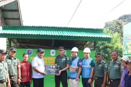 Kodim 1206/Putussibau bangun sumur bor bantu air bersih warga Sibau Hulu