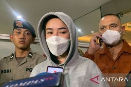 Amanda Manopo diperiksa Bareskrim Polri dengan 34 pertanyaan soal judi daring