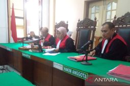 Hakim PN Medan  vonis penjual 25 butir ekstasi sembilan tahun penjara