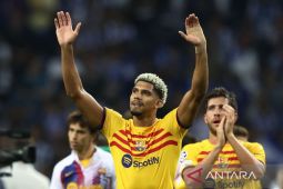 Barcelona naik ke puncak klasemen Liga Spanyol berkat Ronald Araujo