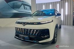 Wuling Almaz RS Pro Hybrid facelift resmi meluncur