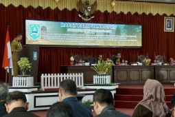 Polhukam Kalsel kemarin, rapat paripurna DPRD HSS hingga Kalsel kukuhkan Duta HAKI
