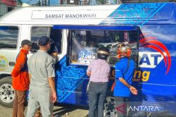 Pemkab Manokwari telah lunasi tunggakan pajak kendaraan dinas