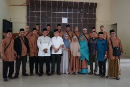 Kayong Utara berangkatkan 25 jamaah umroh