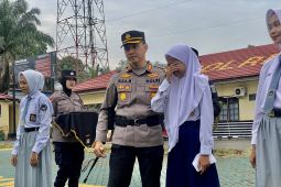 Magfira bikin Kapolres Balangan menangis melalui tulisannya