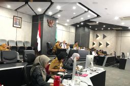 Pemda Kalbar fokus kendalikan harga beras untuk tekan inflasi