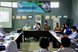 Pemkab HSU Kalsel dan Adaro kuliahkan anak daerah di IPB
