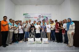 Adaro Hidupkan Hati salurkan 31 ribu sembako untuk keluarga pra sejahtera
