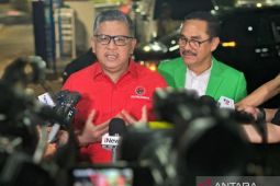 Jadi cawapres Prabowo, Sekjen PDIP benarkan Gibran sudah pamit ke Puan