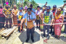 Pemkab Manokwari gandeng Kementerian PUPR buat jalan alternatif