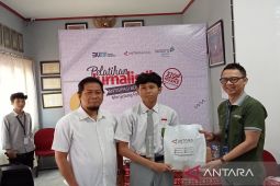 ANTARA-Adaro gelar pelatihan jurnalistik "Antisipasi berita hoaks"