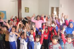 Anak-anak PAUD riang gembira di Wisma Bougenville