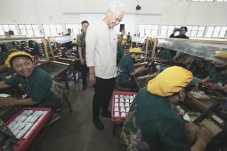 Ganjar Pranowo berdiskusi serap aspirasi ribuan pekerja di Kota Malang