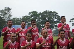 Wali Kota Binjai Amir Hamzah turut bermain sepak bola kegiatan Apeksi