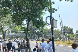 Masyarakat berorasi di Patung Kuda terkait sidang MK