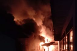 Satu SD dan rumah di Desa Murung Baru Tabalong terbakar
