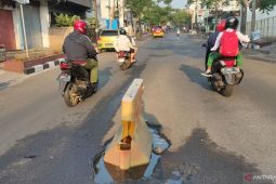 Pemkab Cianjur genjot perbaikan jalan tuntas di akhir 2023